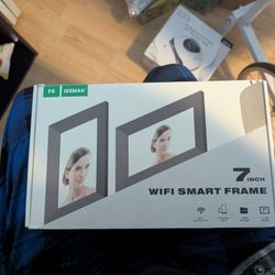 7-inch Digital Picture Frame New In Box