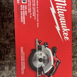 M18 Cordless 6-1/2 Circular Saw 