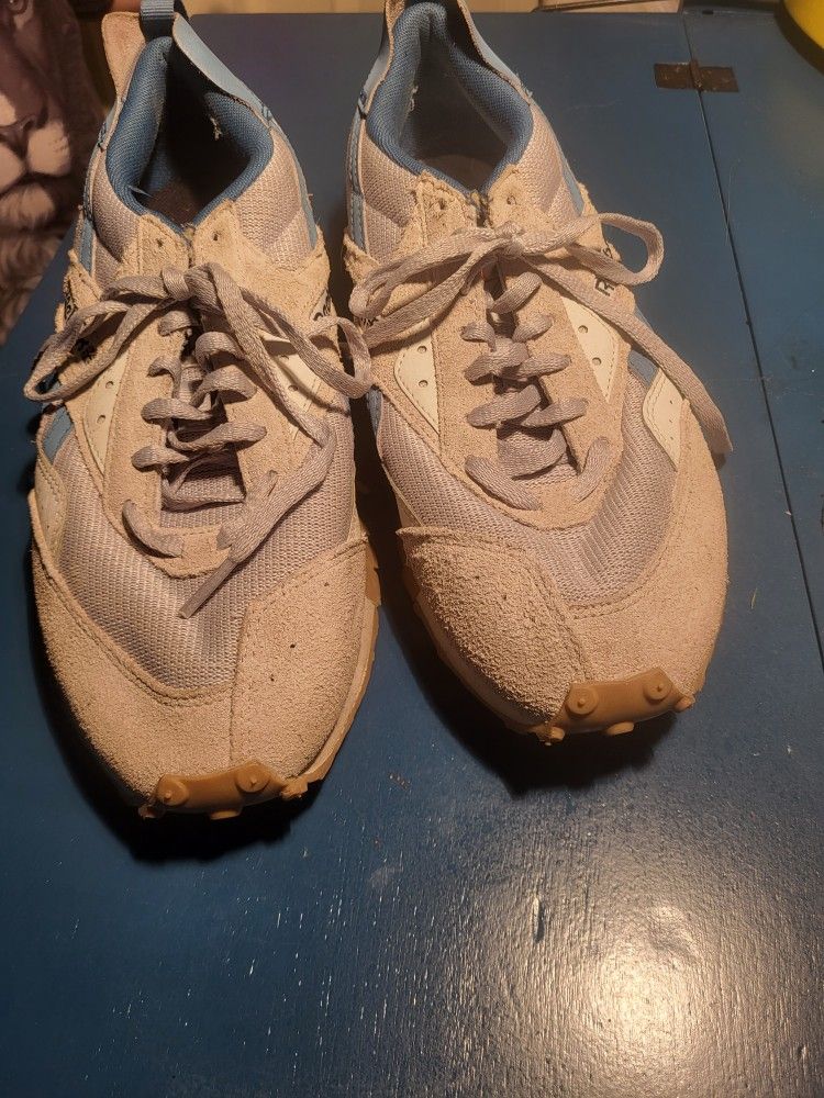 Reebok Tennis Shoes π