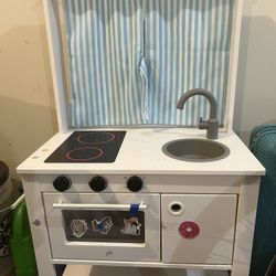 Children Play Kitchen And 2  Kids Chairs