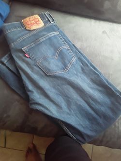 Levis