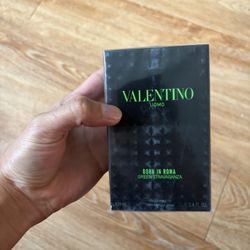 Valentino 