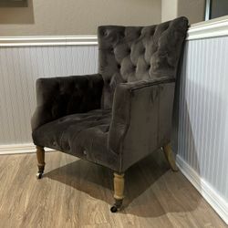 Tufted Wingback Accent Chair – Velvet / Nailhead – Excellent Condition