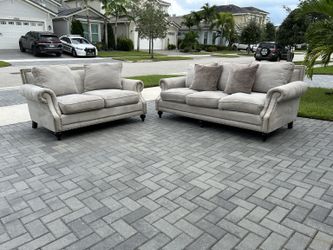 Matching Sofa & Loveseat Set – Recently Cleaned