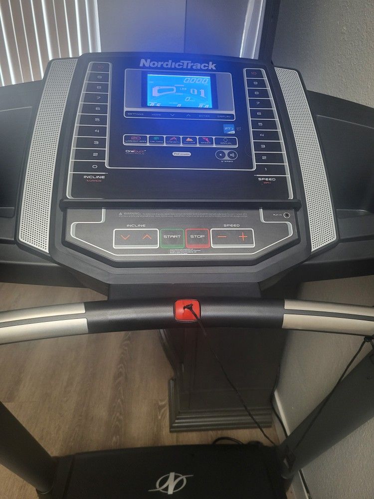 NordicTrack Treadmill in good condition $400.