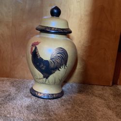 Large Vase With Topper