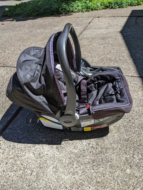 Graco Infant Car Seat
