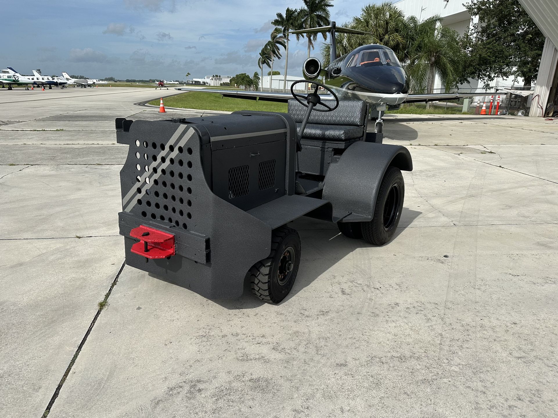 Tow Tractor Tug