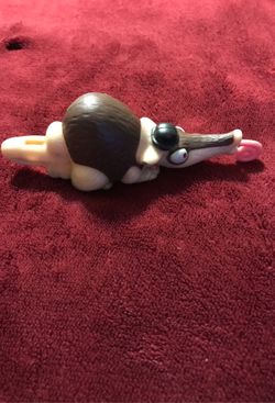 Burger-King-2014-Toy-from-RIO-2-CHARLIE-TONGUE-SLIDE-