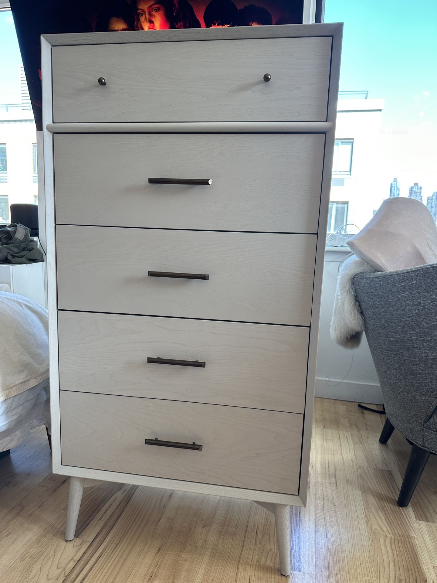 West Elm Mid-Century 5-Drawer Dresser / Pebble (27" W x 52" H x 18" D) (retails For $1,299)