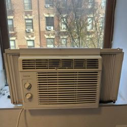 Air Conditioning in wall Unit