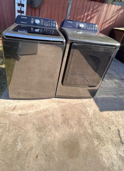 Samsung washer and electric dryer