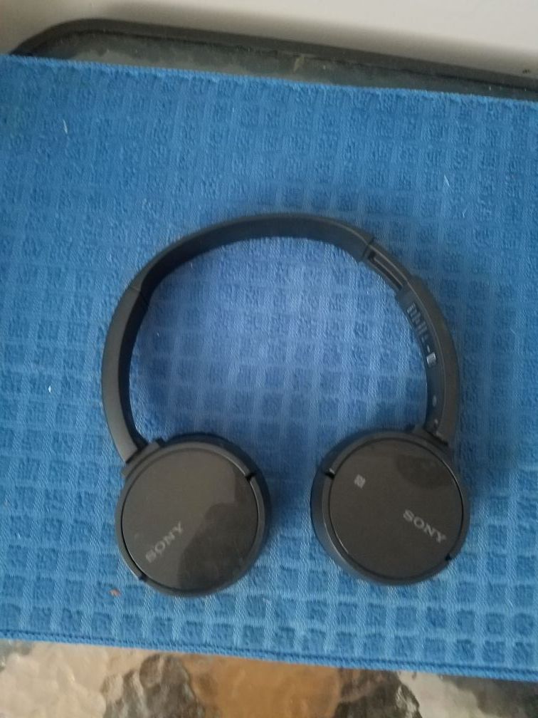 Sony wireless bluetooth headphones