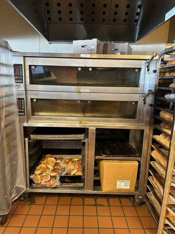 Hobart OV400W-3 Steam Deck Oven