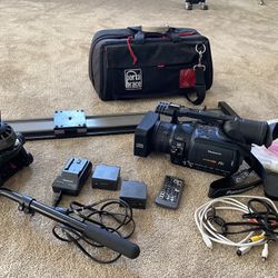 Professional Video Camera And Equipment. Used For One Project Mint Condition. Make Me An Offer For All Or One Item