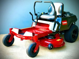 Brand new Toro TimeCutter 42-in 22 -HP V-twin Gas Zero-turn riding lawn mower