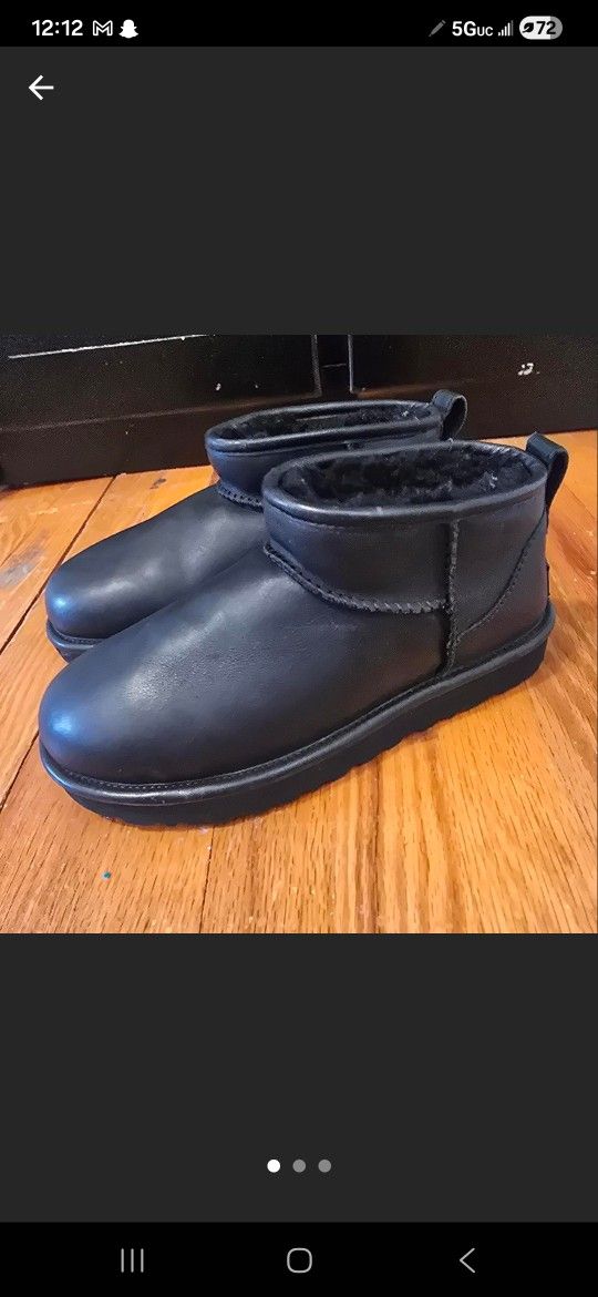 Black UGG boots 