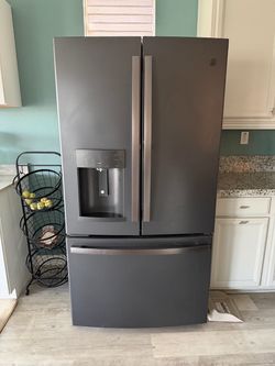 GE french door refrigerator for sale!