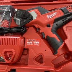 Milwaukee 2472-21XC M12 600 Mcm Cable Cutter - Red Brand New In Box NIB