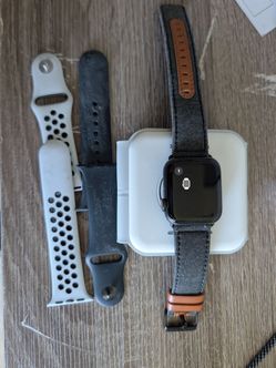 Apple watch series 5 40mm