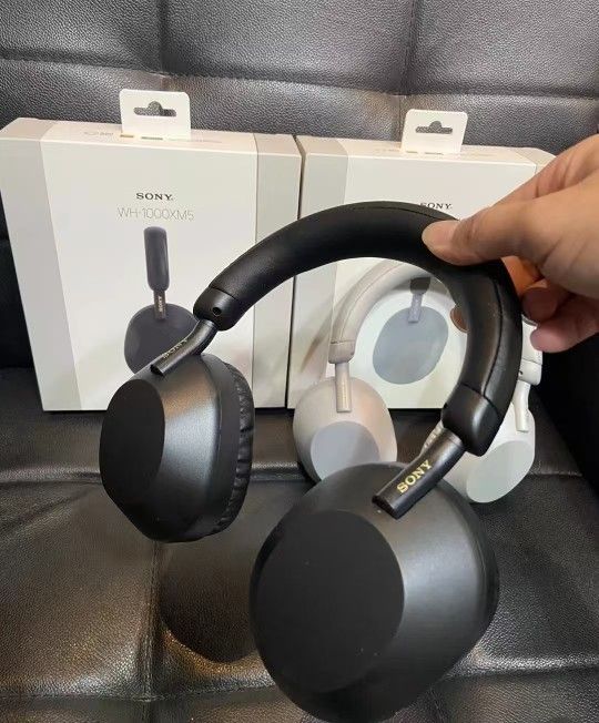 SONY WH-1000XM5 Over-Ear Headphones