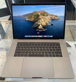 MACBOOK PRO 15” 2017 with TOUCH BAR