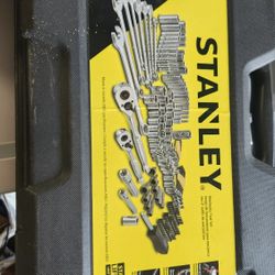 Stanley Mechanic 145 Piece Tool Se