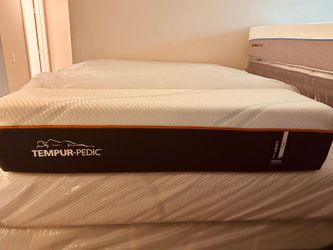 Mattress King Size Tempur Pedic PROADAPT