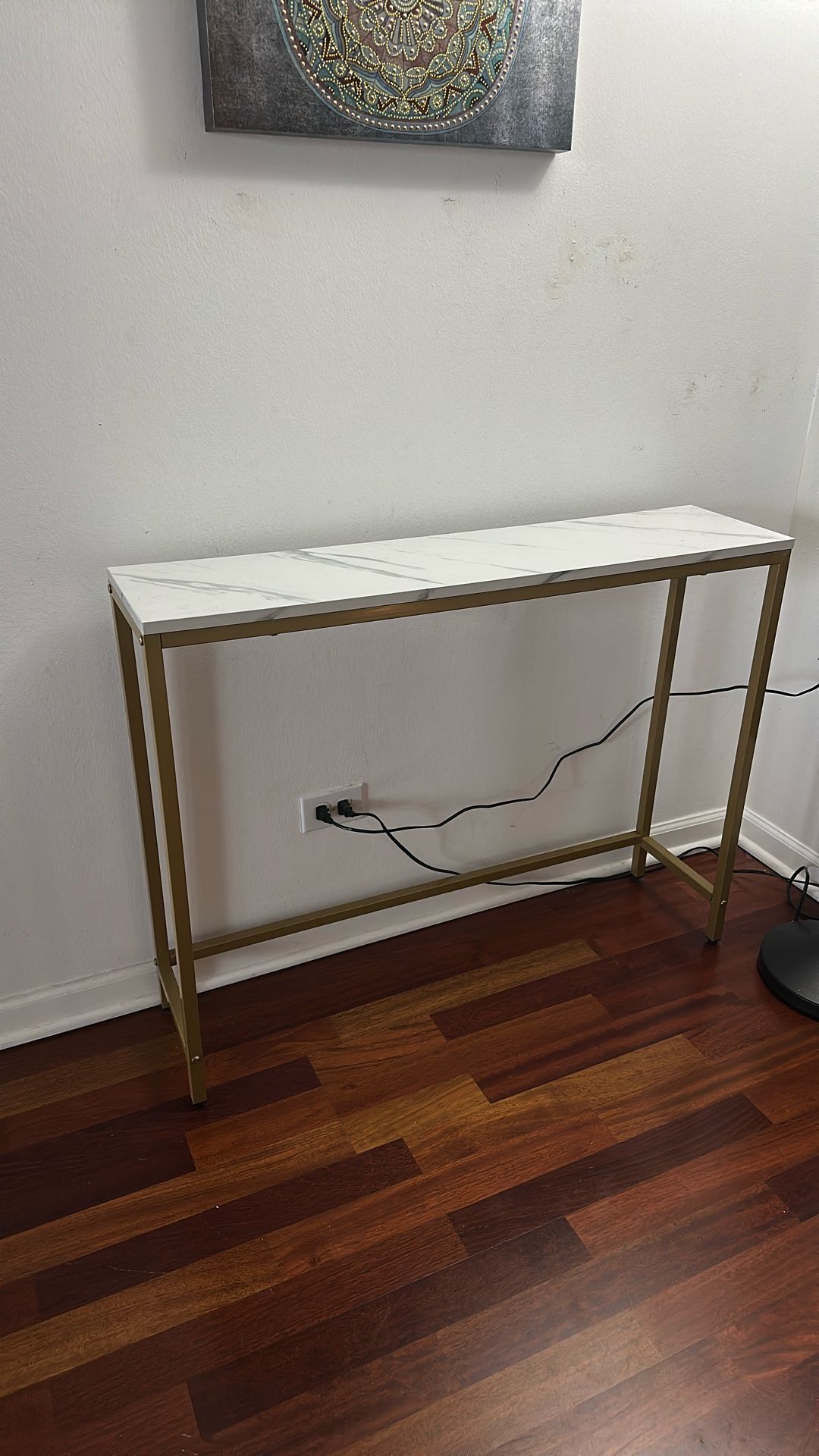 Console Table for Entryway, Faux Marble MDF Sofa Table with Golden Frame (Single Layer, White Marble