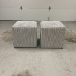 2 Stools