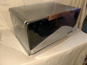 Vintage Mid-Century Modern Chrome Bread Box with Faux Wood Handle – Retro MCM Kitchen Storage Bin