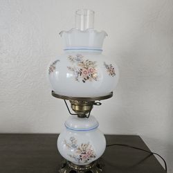 Vintage Gone With The Wind Hurricane Parlor Lamp