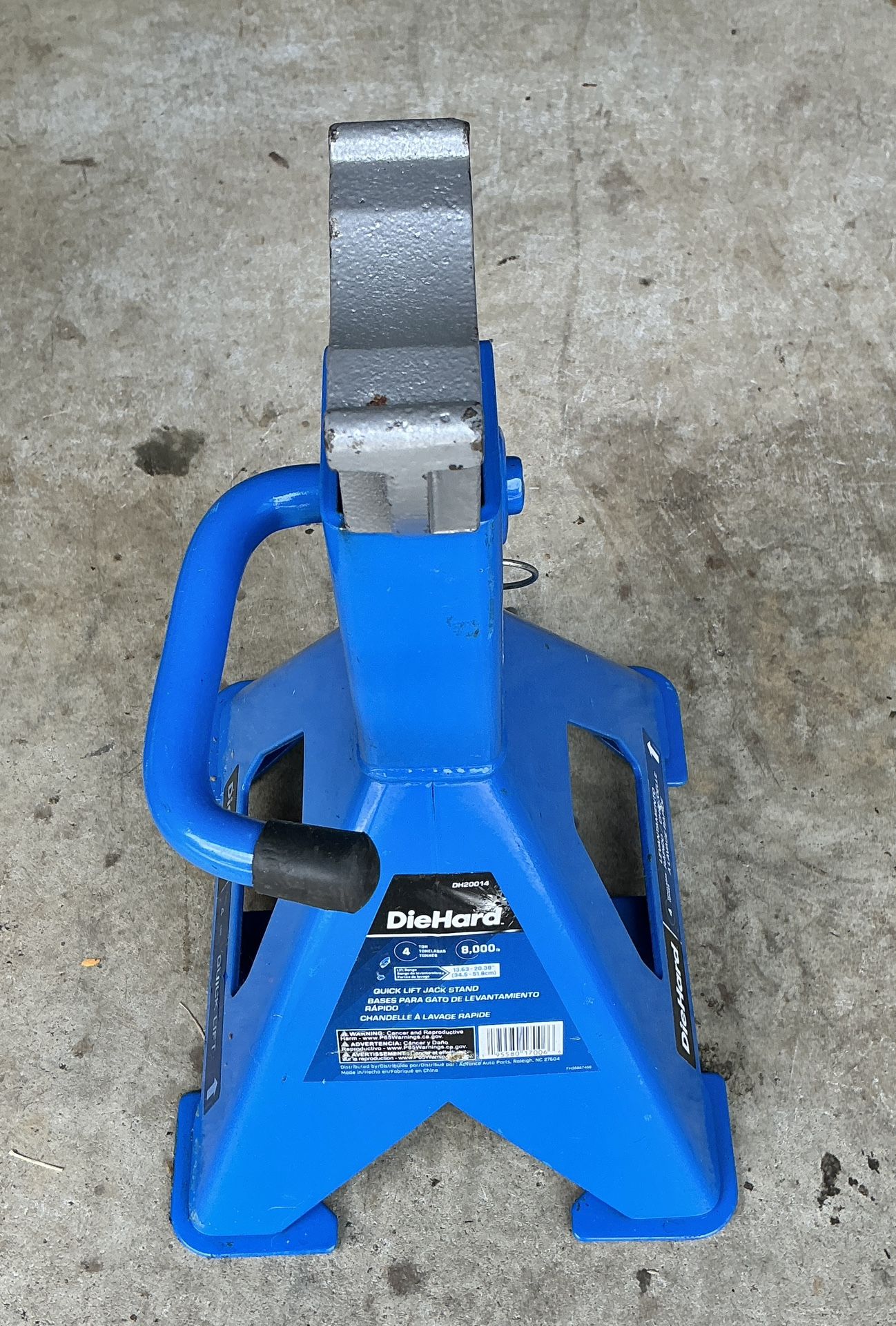 DieHard 4 Ton Quick Start Jack Stand: Support Range 13.63" to 20.38" 8000 Lbs