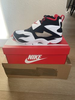 Nike Diamond Turf sz 10 