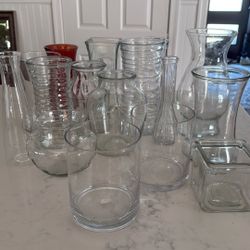 16 Vases 