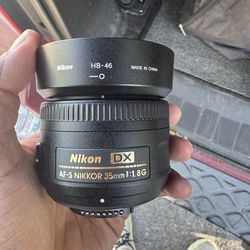 Nikon 35mm F1:1.8