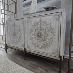 Hooker furniture Sideboard (Estate Sale)