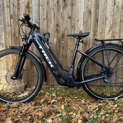 Trek Allant+ 7 Lowstep, Navy Blue, E Bike, Electric Bike