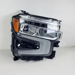 2022 - 2025 CHEVROLET SILVERADO RH PASSENGER SIDE HEADLIGHT OEM