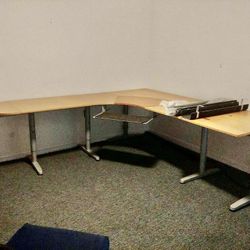 Corner Executive Wood Desk