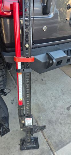 Hi lift Jack never used.