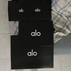 Alo Yoga Shopping Bags (4) – Large Designer Retail Packag