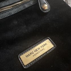 Vince Camuto Black and Gold Crossbody Bag with Sleek Design