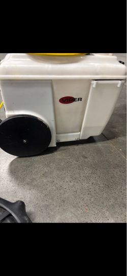 Almost brand new carpet & ap cleaning extractor or