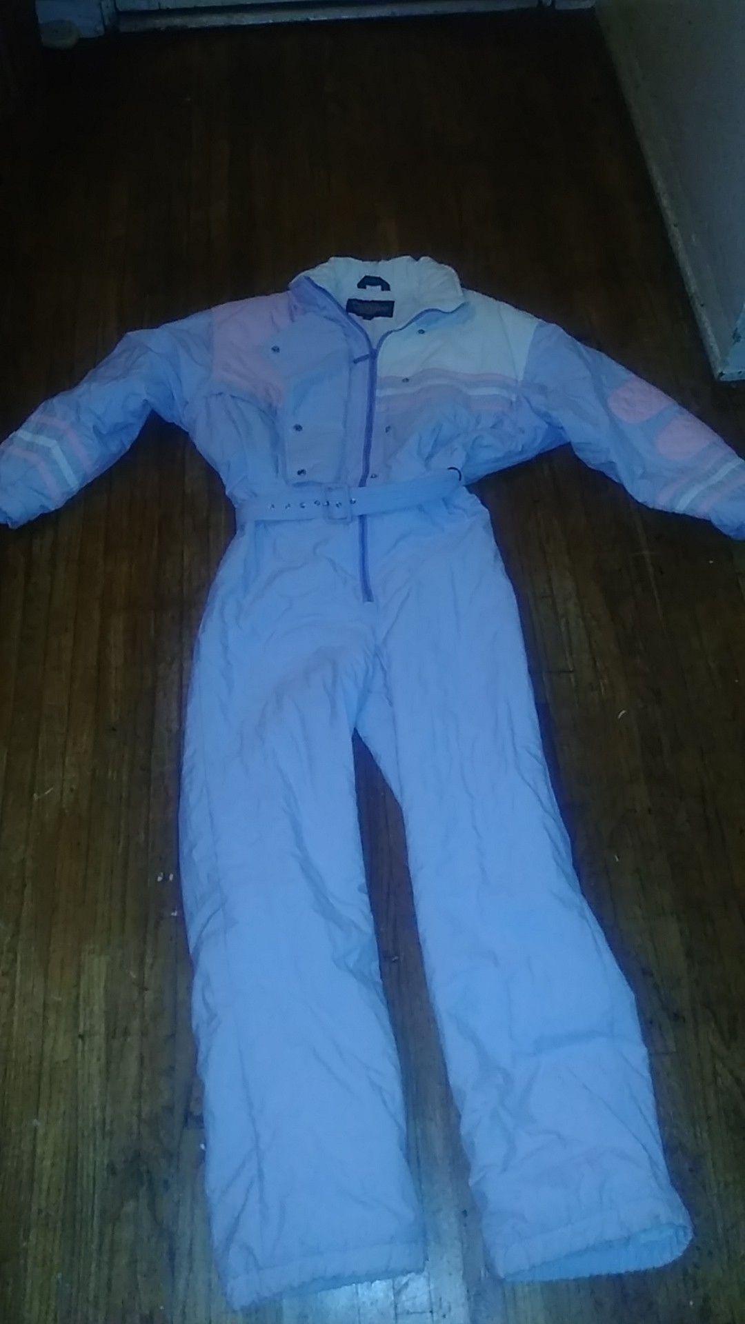 Snowboard ski snow suit ladies size 10 only for those hitting the slopes