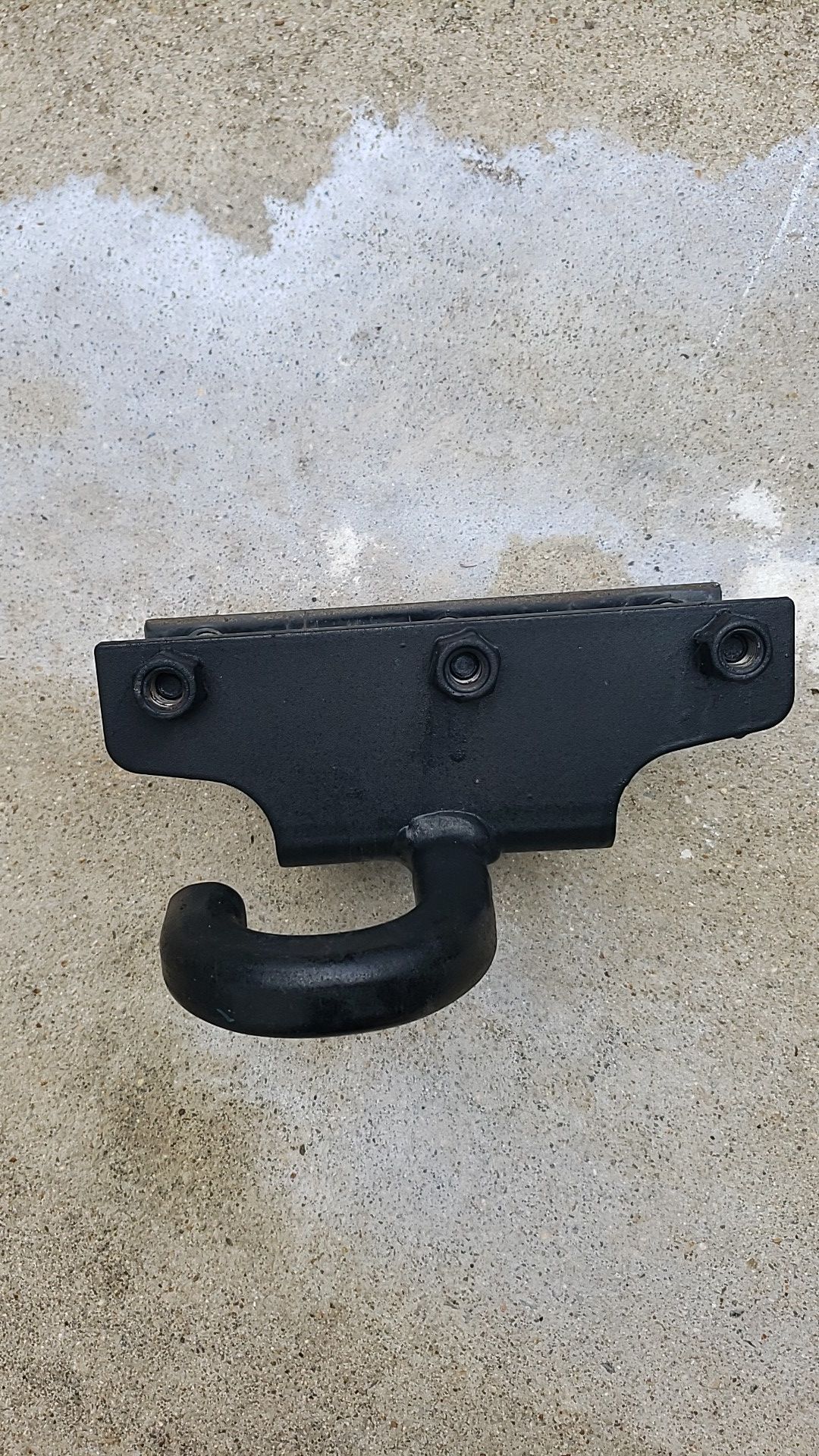 Jeep tow hook