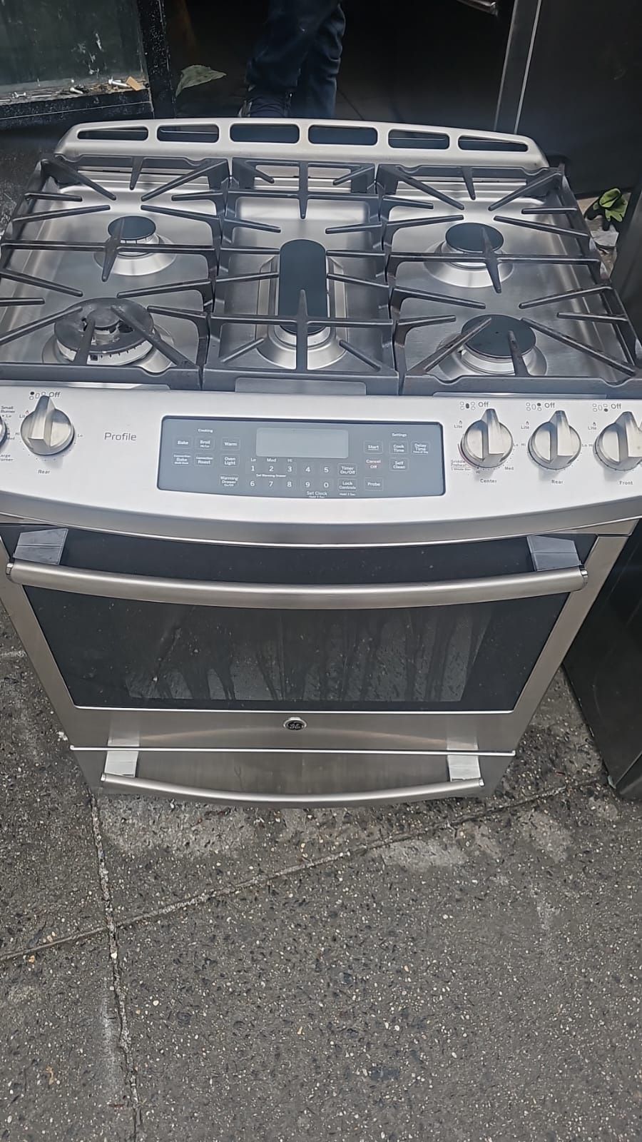 Ge Gas Stove 5 Burners 30 Inches Slid In 