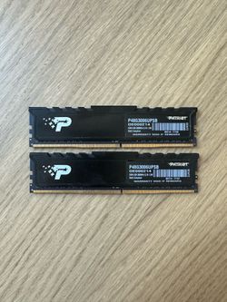 2x 8GB DDR4 RAM 3000MHz