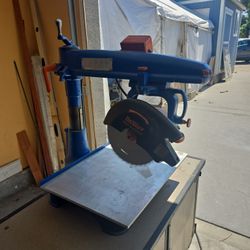 Radial Arm Saw Serial Num.6040 Year Model 1960 Blade 8.25