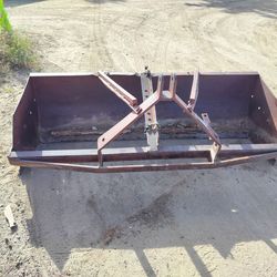 Gannon. Tractor drag. Farm ranch show  and tell scraper dragger arena